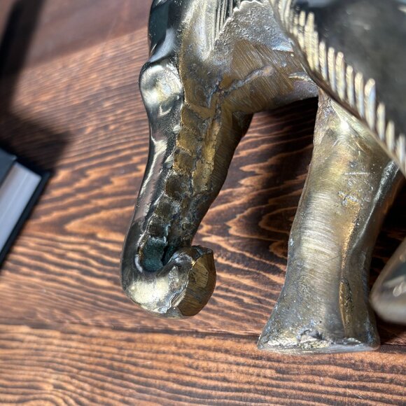 Vintage Brass Elephant Figurine Solid Heavy Sculpture - Picture 10 of 17